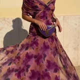 Klára — Elegantní šaty s výstřihem do V