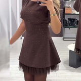 Lucie — Elegantní mini šaty s áčkovým střihem
