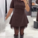 Lucie — Elegantní mini šaty s áčkovým střihem