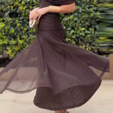 Klára — Elegantní šaty s výstřihem do V